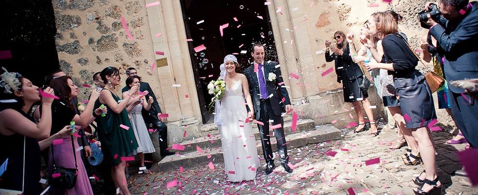 Sortie de l'église pour le mariage de Céline & Guillaume
