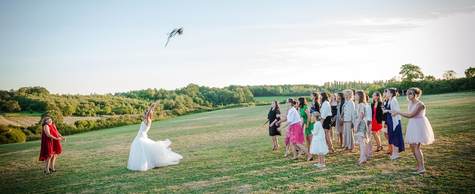 Et le bouquet de la mariée fut pour....